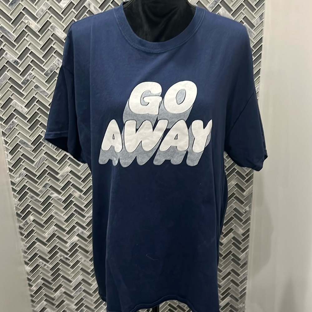 Used shirt only been used only like once or twice